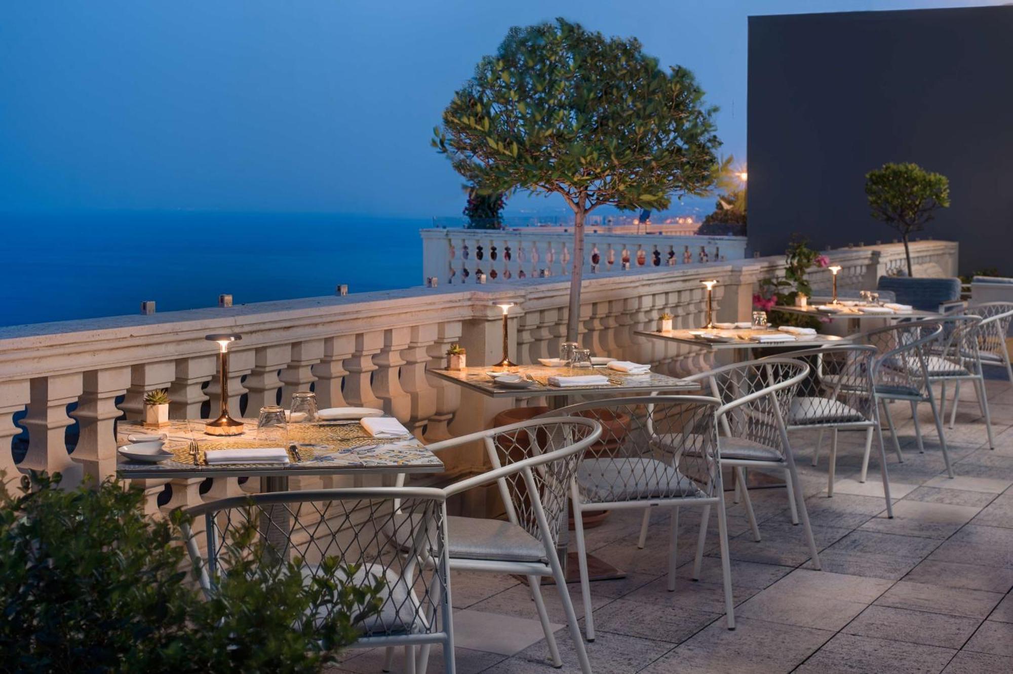 Nh Collection Hotell