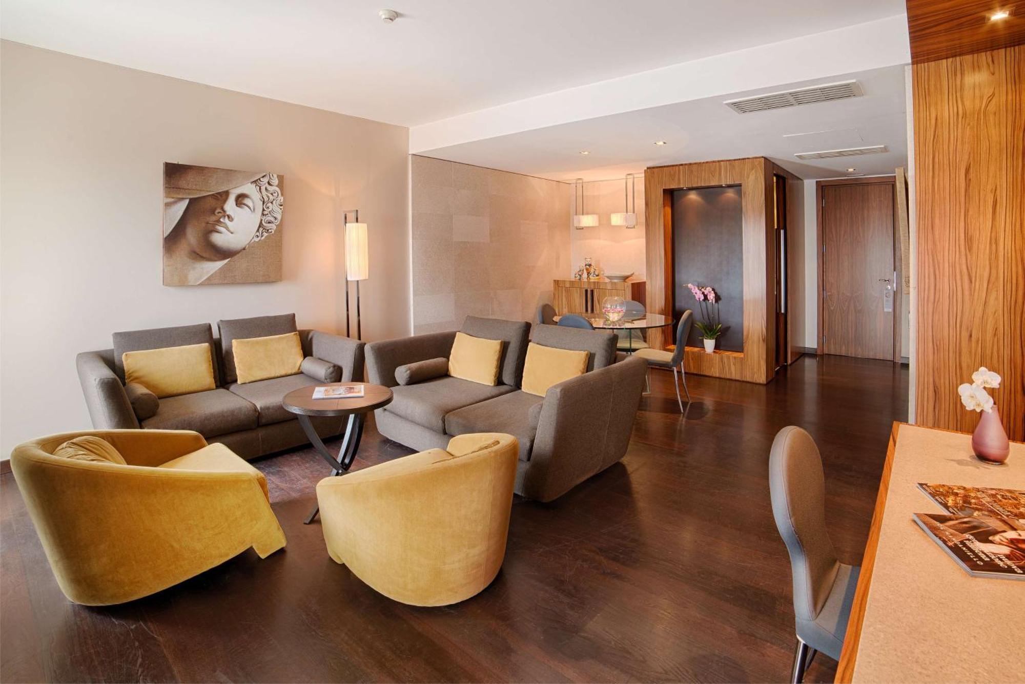 Hotell Nh Collection