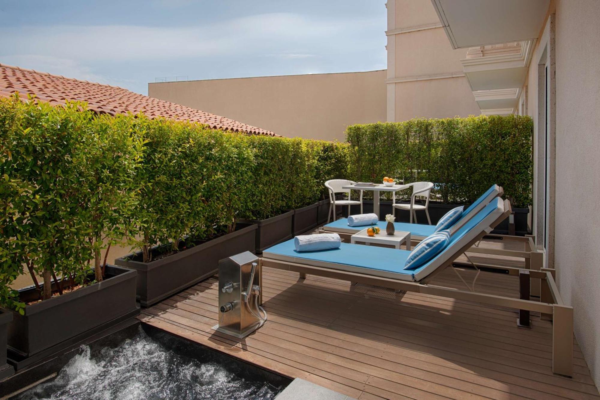 Nh Collection Hotell
