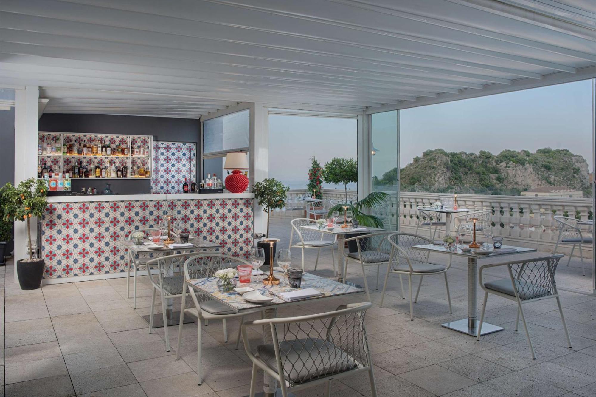 Nh Collection Hotel 5*