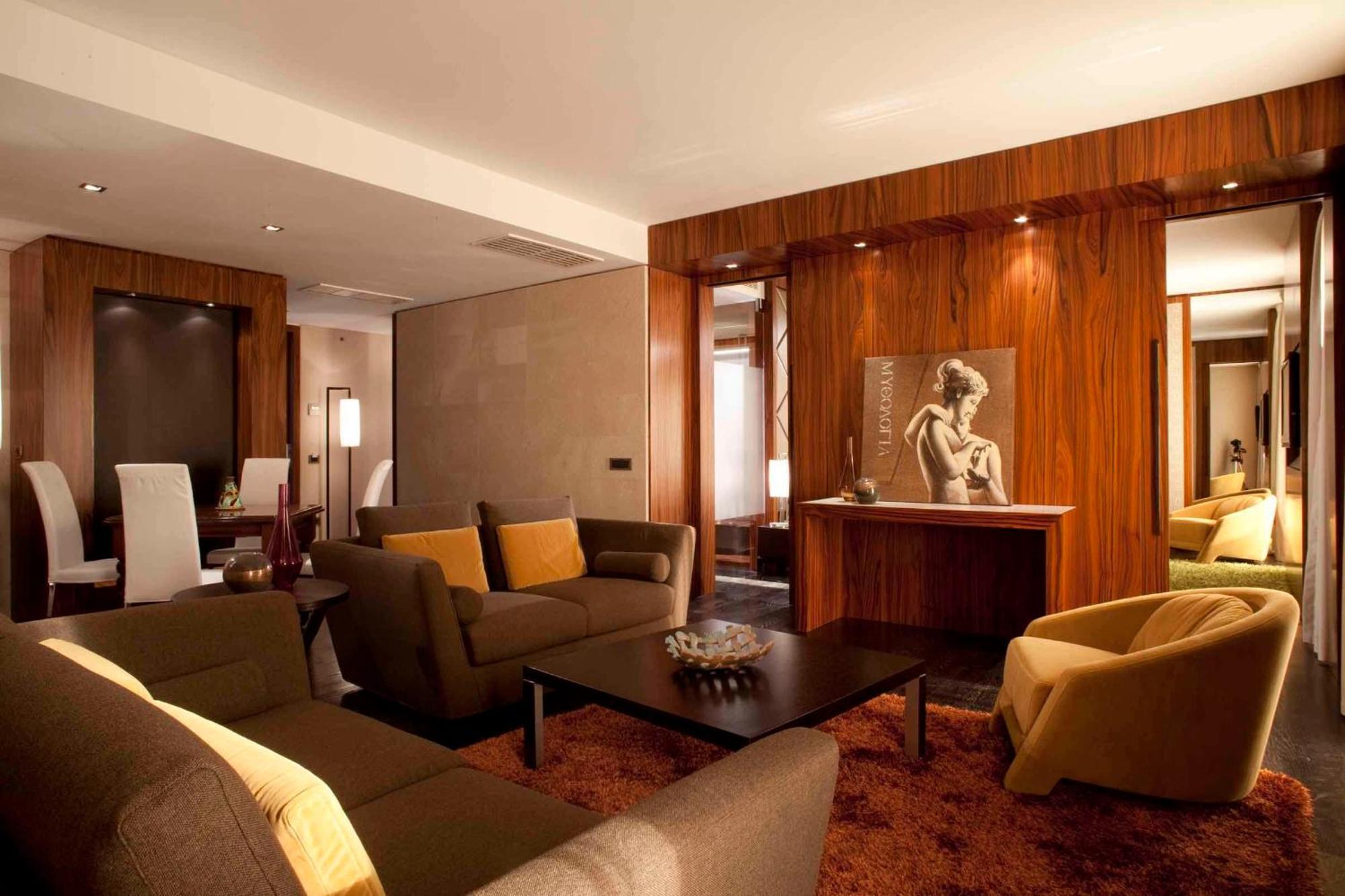 Nh Collection Hotel 5*